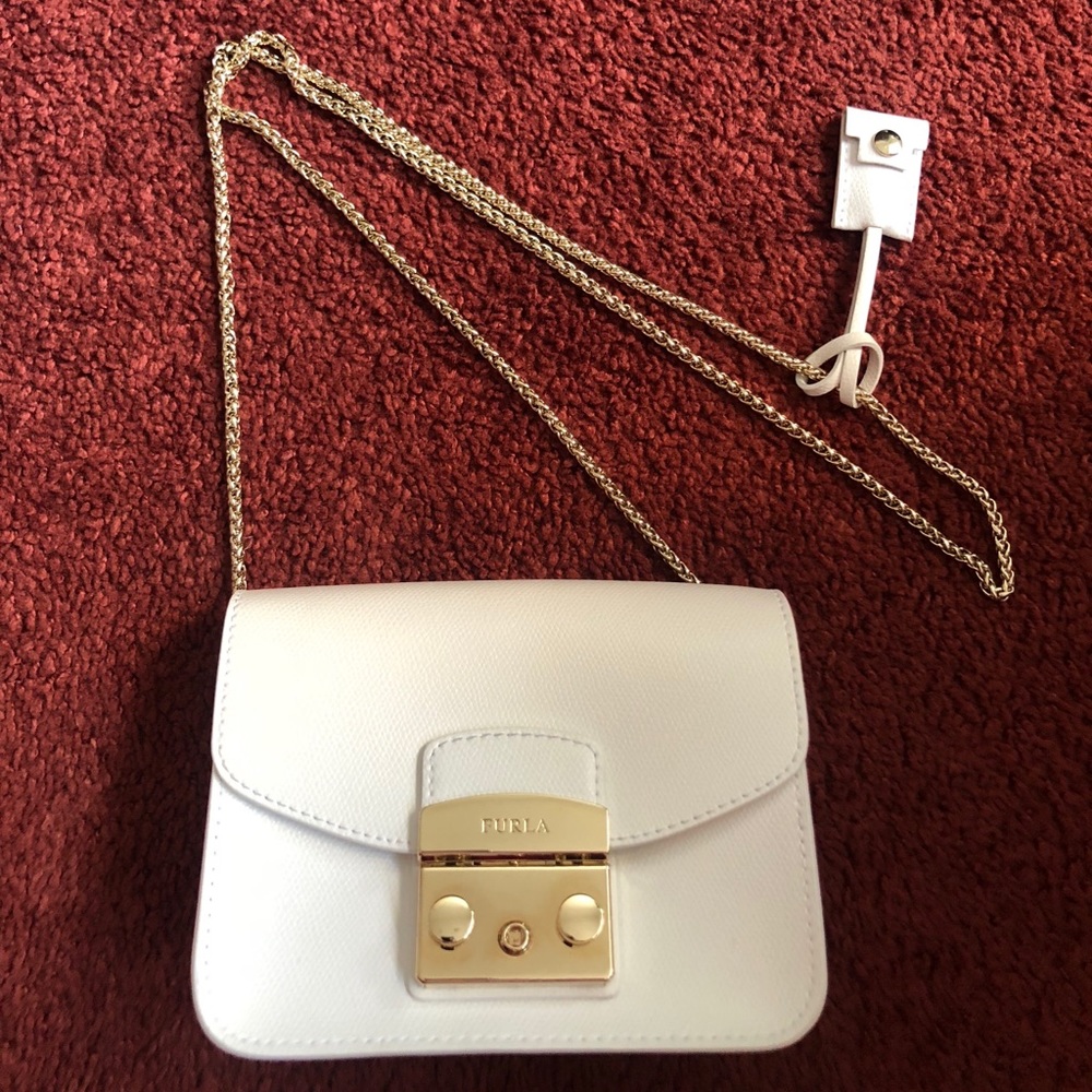Furla Metropolis Crossbody bag